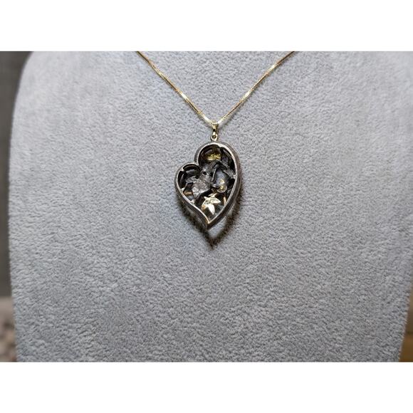 Beautiful Vintage 1980s Two-Tone Owl In Heart Pendant On 20" 14K Gold Box Chain - Picture 7 of 9
